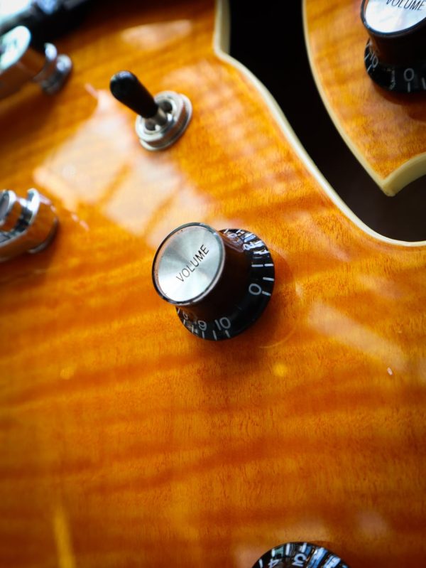Sire Larry Carlton H7 Cherry Sunburst – Bild 10