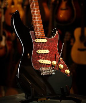 Sire Larry Carlton S7 Vintage Black