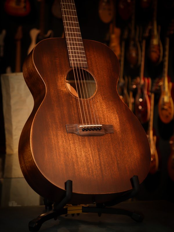 Martin OOO-15M StreetMaster