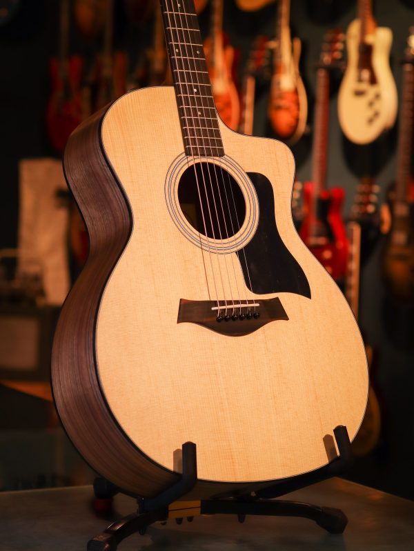 Taylor 114ce