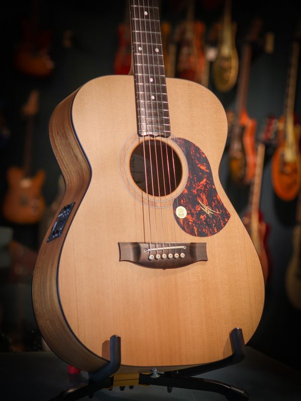 Maton Solid Road Series 808