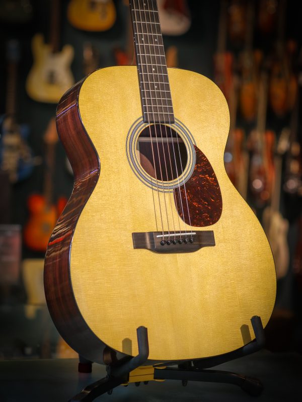 Martin OM-21