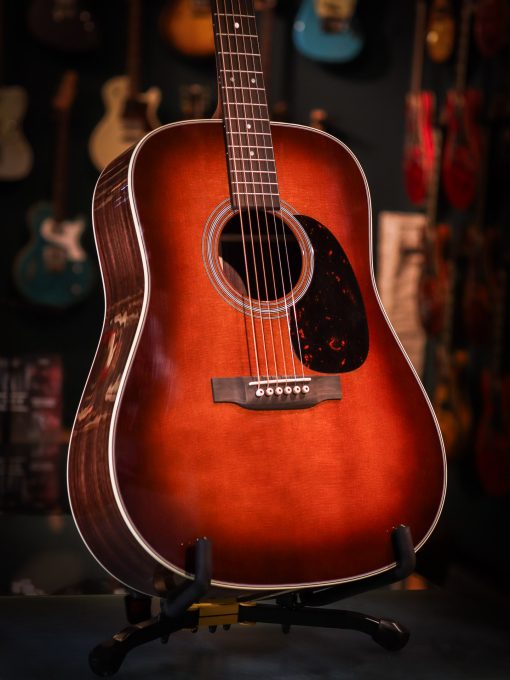 Martin D-28 Ambertone