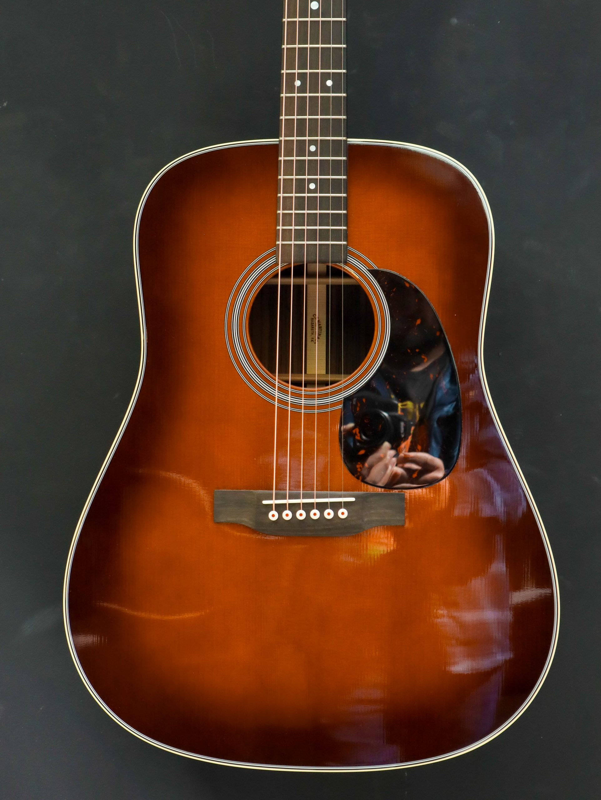 Martin D-28 Ambertone B-Stock – Bild 3