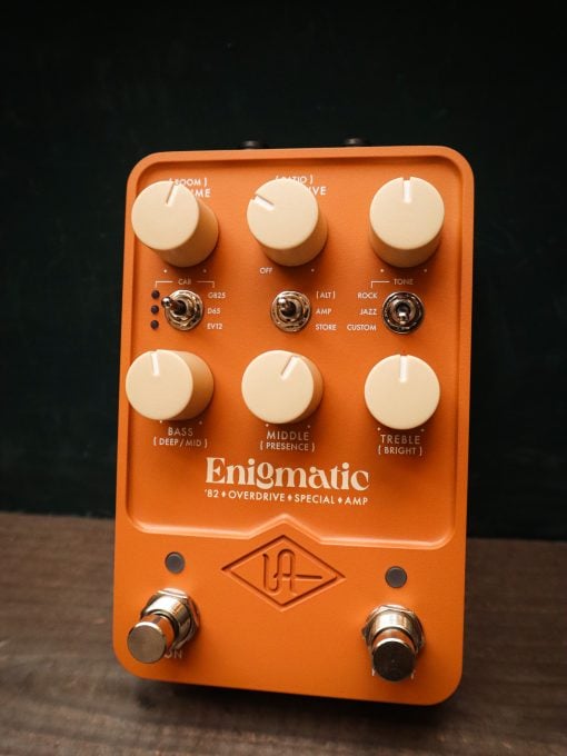 Universal Audio Enigmatic '82 Overdrive Special Amp – Bild 4