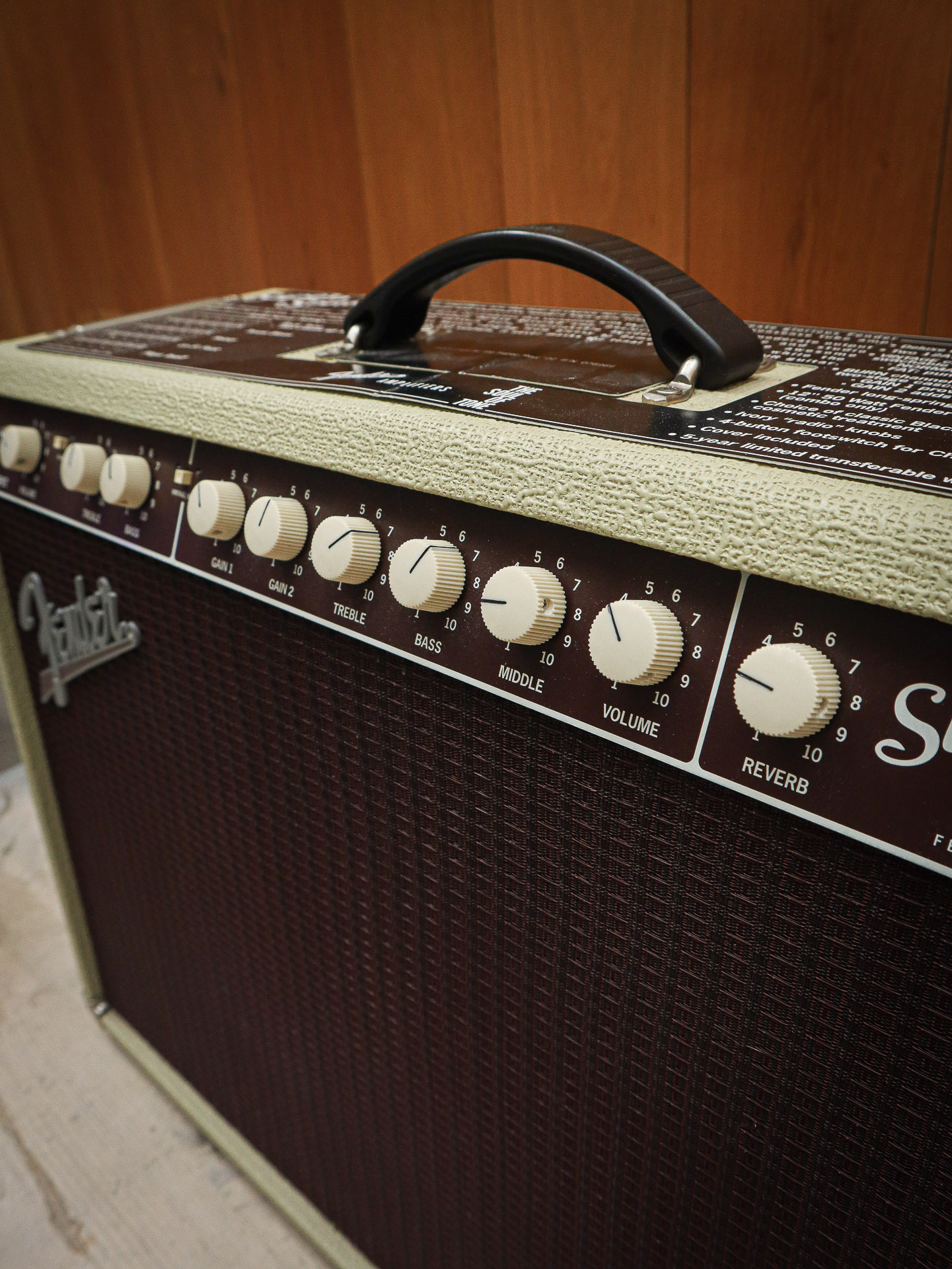 Fender Super-Sonic 22 Gebraucht – Bild 2