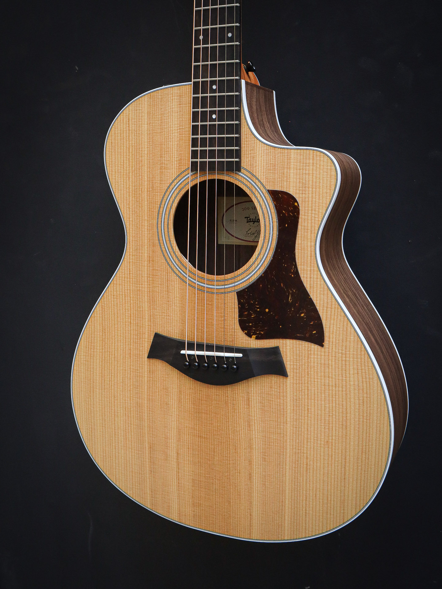 Taylor 212ce – Bild 7