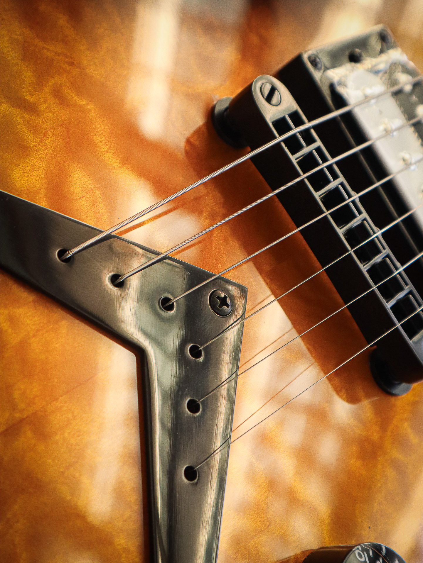 Dean ML X Quilt Maple Trans Brazilia – Bild 9