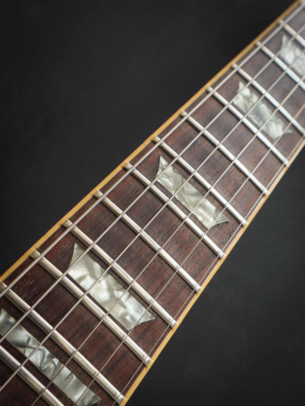 1975 Gibson Les Paul Deluxe Gold Top Pre-Owned – Bild 12