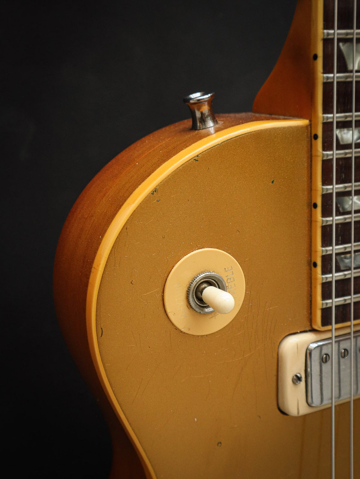 1975 Gibson Les Paul Deluxe Gold Top Pre-Owned – Bild 5