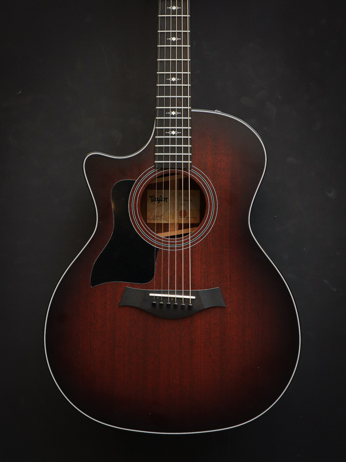 Taylor 324ce Lefty Pre-Owned – Bild 3