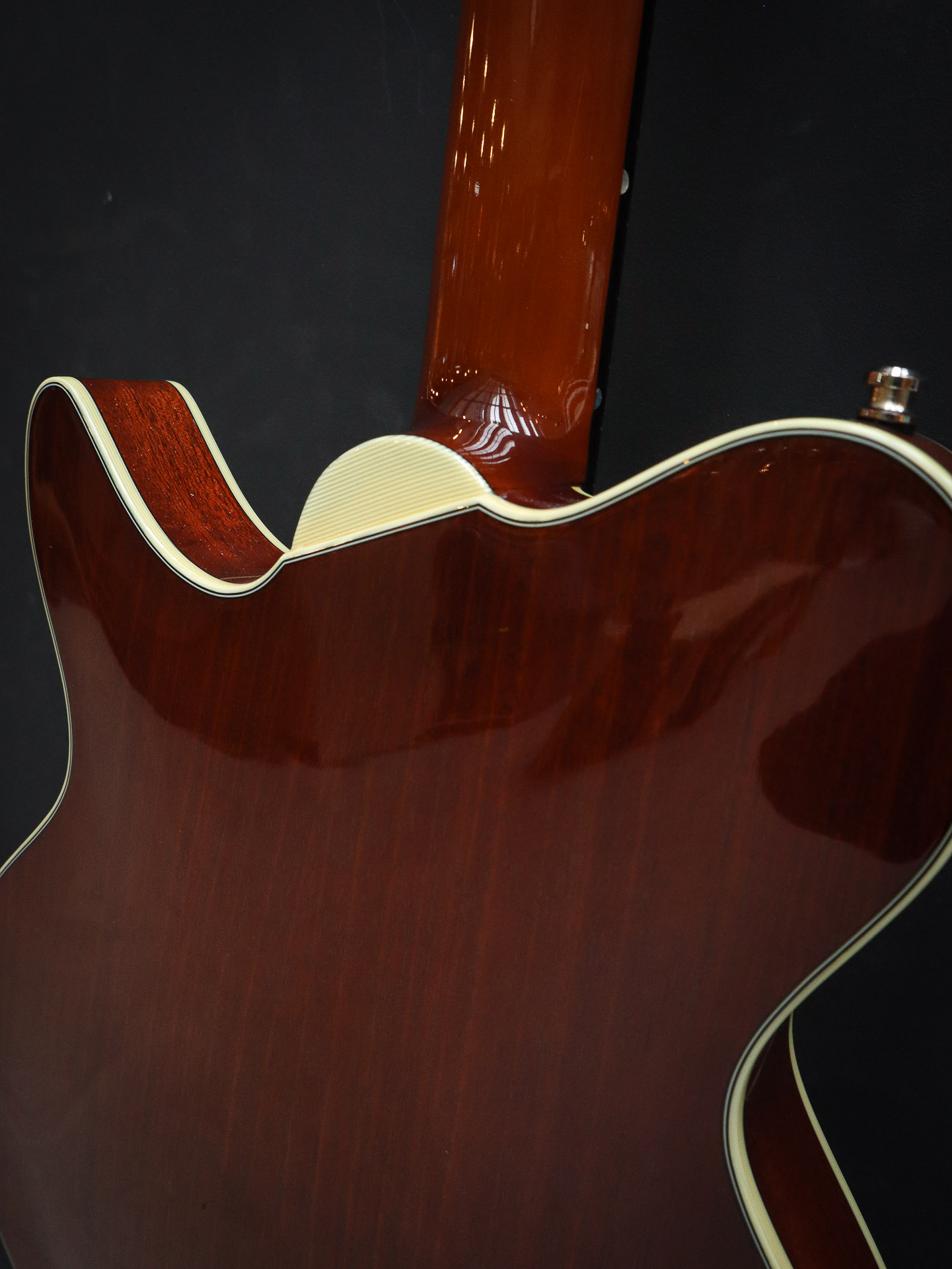 Eastman Romeo California Pre-Owned – Bild 16