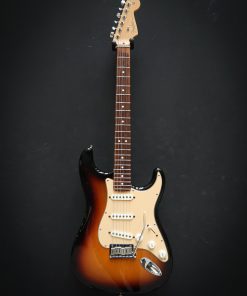 Alternative view of Fender American Stratocaster (2006) Pre-Owned