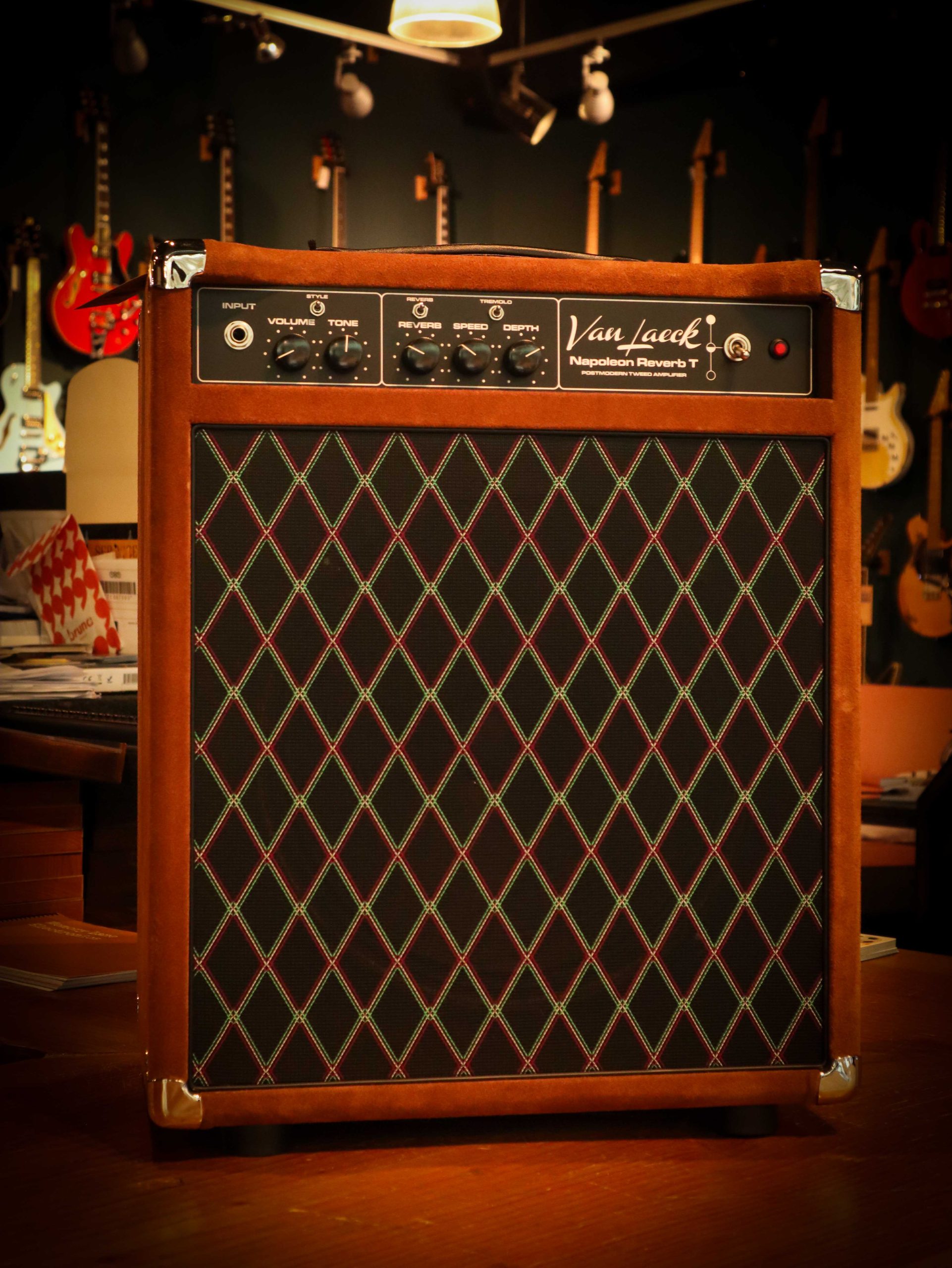 Van Laeck Napoleon Reverb T Suede