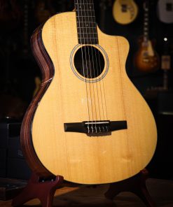 Taylor 212ce-N Plus
