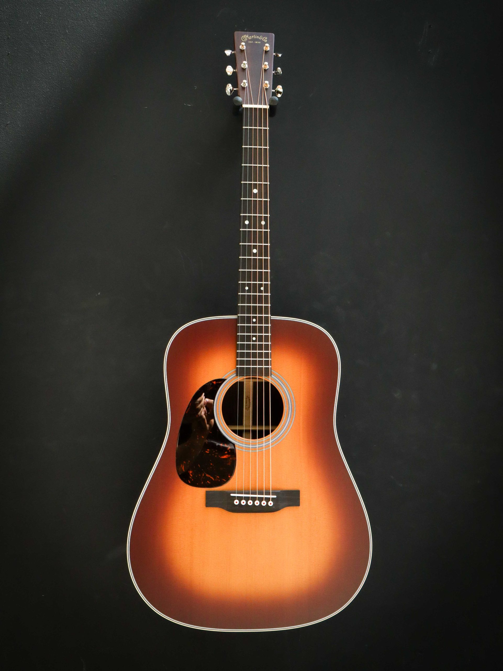 Martin D28 Amberburst Lefty 2023 Pre-Owned – Bild 2